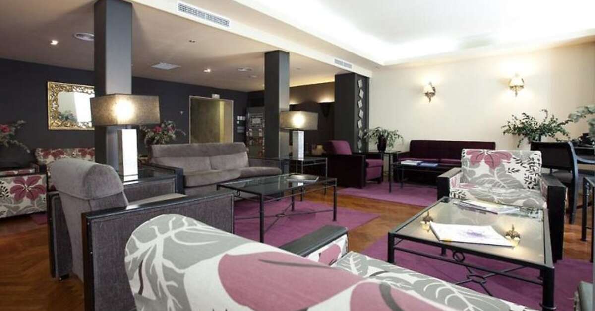 Ein Foto vom Innenbereich im Hotel Moderno