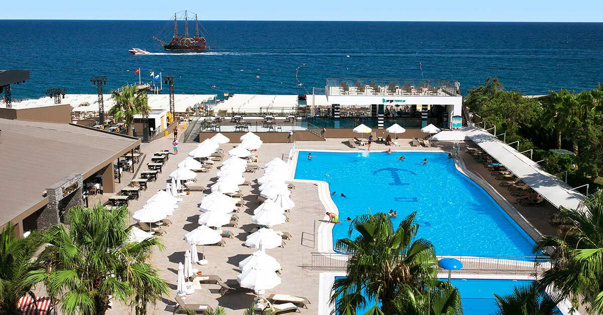 Een foto van het zwembad bij Sailor's Beach Club
