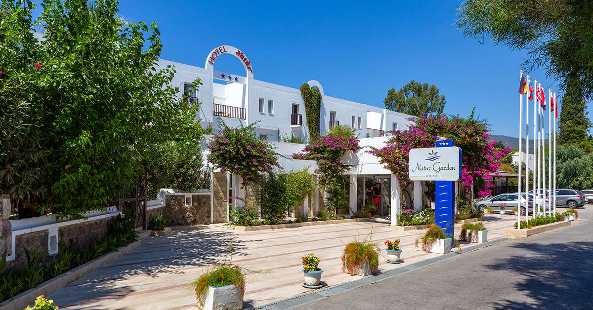 Een foto van de buitenkant van Natur Garden Hotel