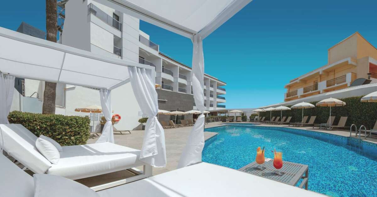 Een foto van RH Boutique Porto Cristo