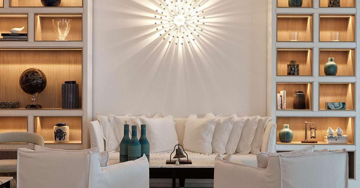 Een foto van het interieur van Myconian Kyma Design Hotel