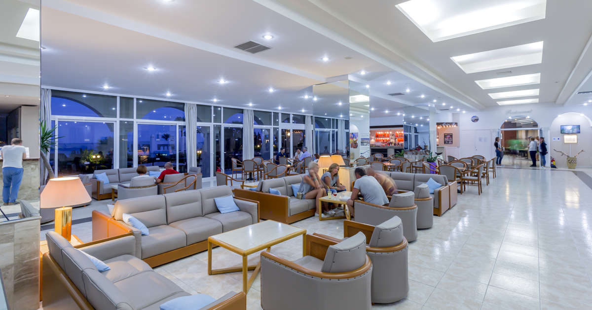 Een foto van het interieur van Olympos Beach Resort