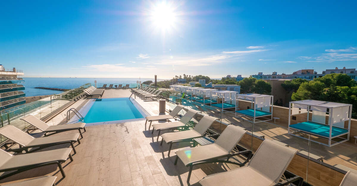Ein Foto vom Pool im Golden Costa Salou Adults Only