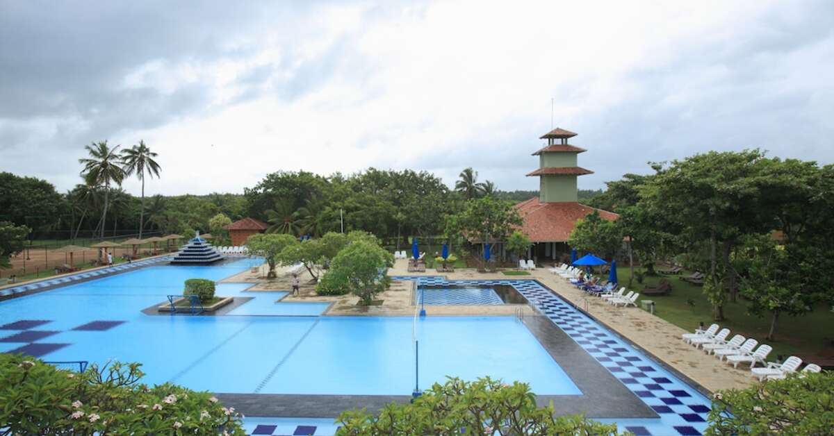 Een foto van het zwembad bij Club Palm Bay Hotel