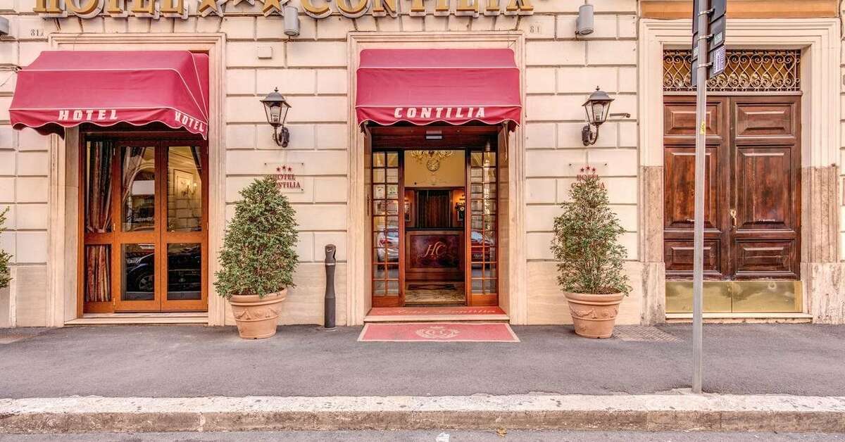 Een foto van de buitenkant van Hotel Contilia