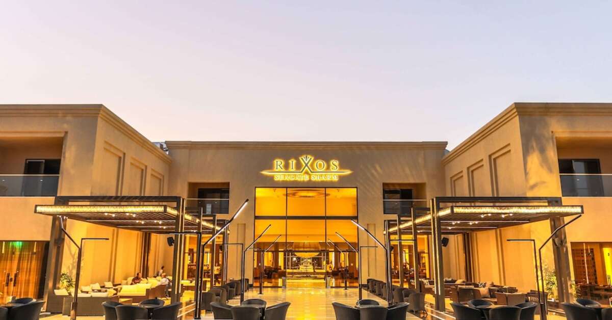 Een foto van het terras bij Rixos Premium Seagate