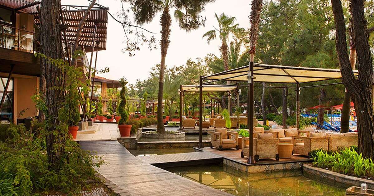 Een foto van het terras bij Marti Myra