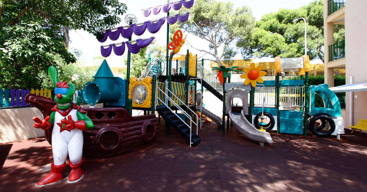Een foto van de faciliteiten bij Hotel Zafiro Cala Mesquida