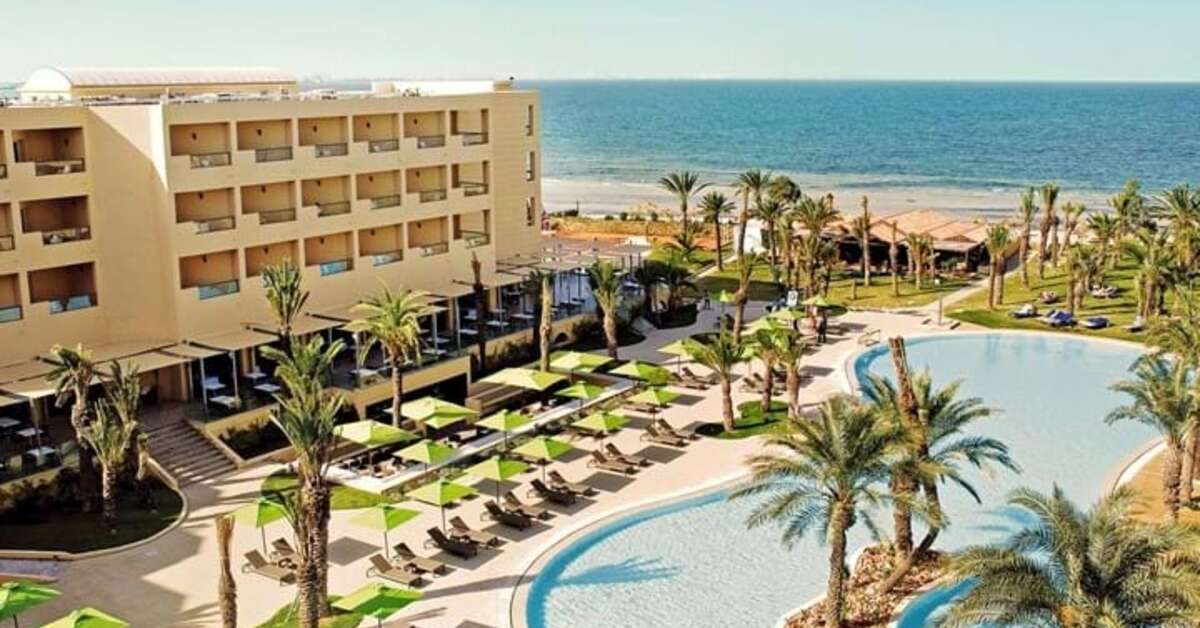 Een foto van een overzicht van Hotel Rosa Beach Thalasso & Spa