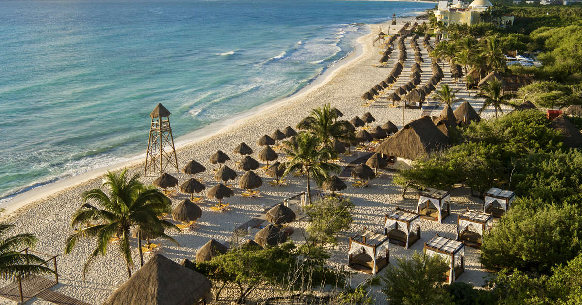 Een foto van het strand bij Iberostar Paraiso Del Mar