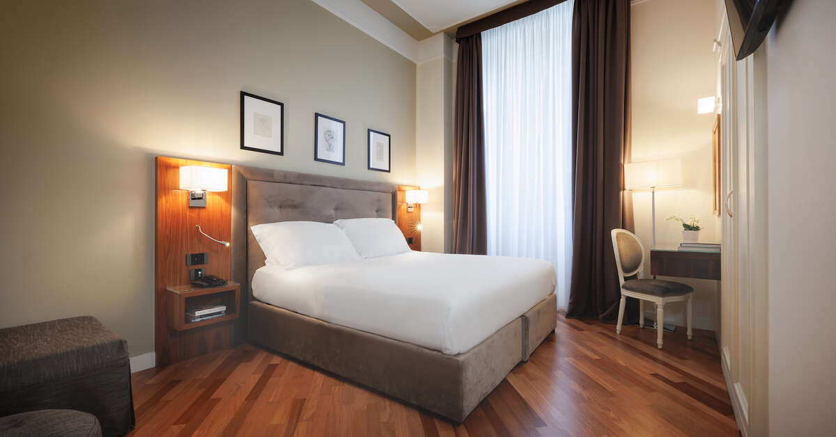 Een foto van Embassy Hotel