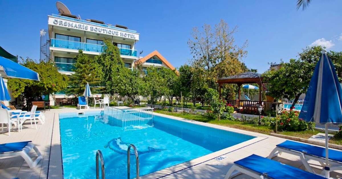 Ein Foto vom Pool im Orsmaris Boutique Hotel