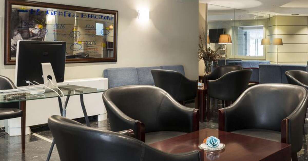 Een foto van het interieur van Arenas Atiram Hotel