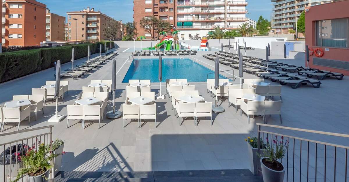 Een foto van Hotel Fenals Garden