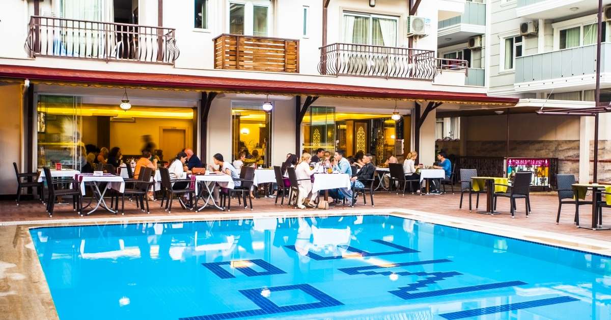 Ein Foto vom Pool im Oba Time Hotel