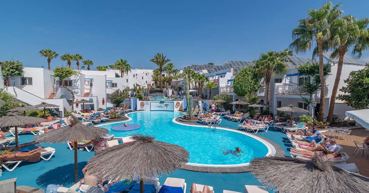 Een foto van het zwembad bij Parque Tropical