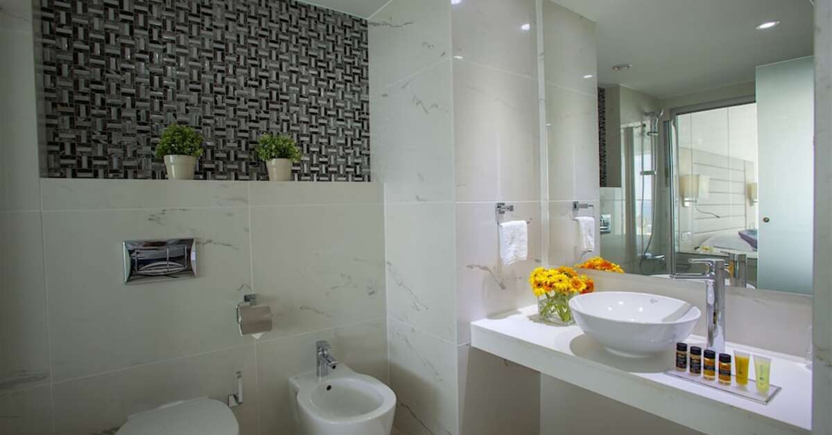 Een foto van The King Evelthon Beach Hotel & Resort