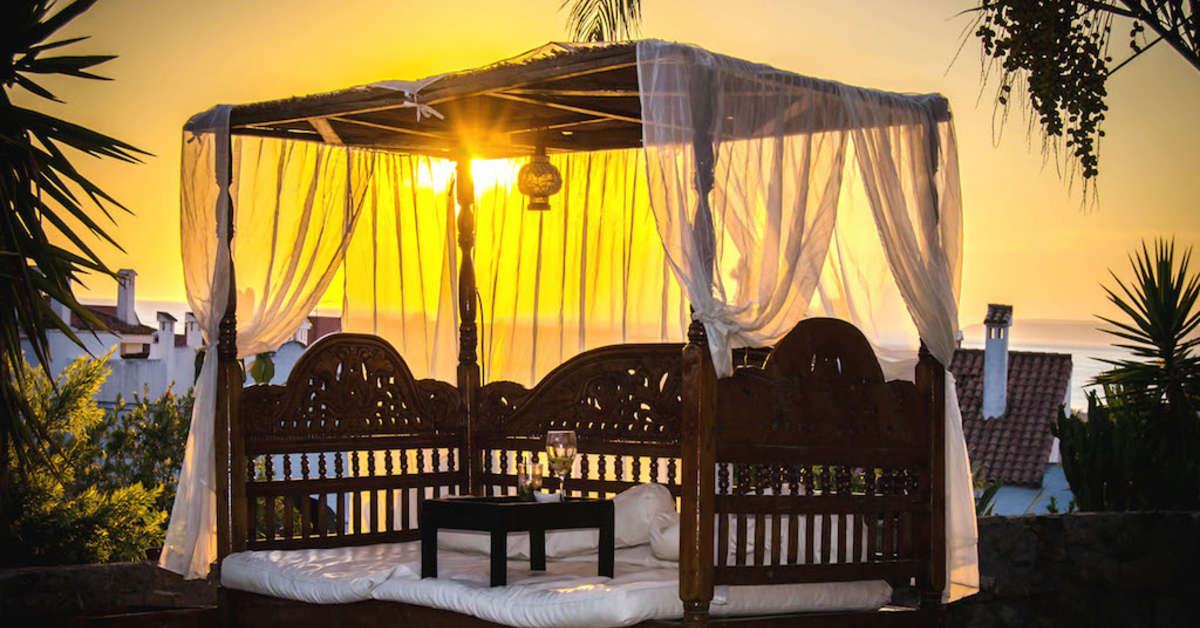 Een foto van het terras bij Hotel El Cortijo de Zahara