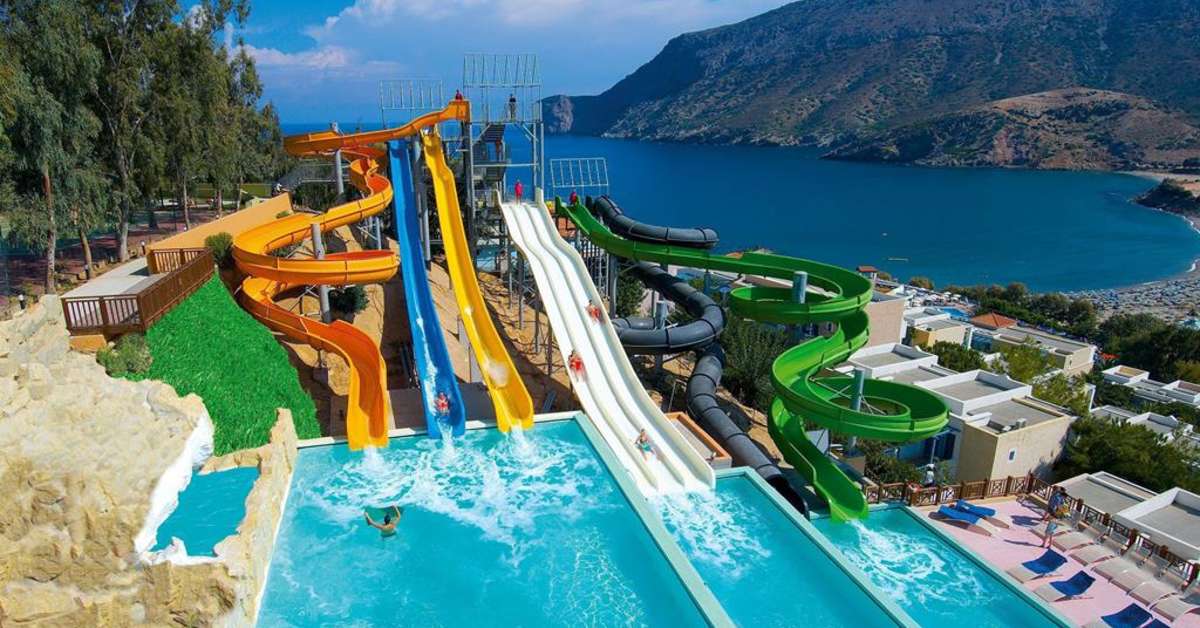 Een foto van het zwembad bij Fodele Beach & Water Park