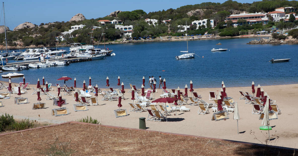 Ein Foto vom Strand beim Club Esse Cala Bitta