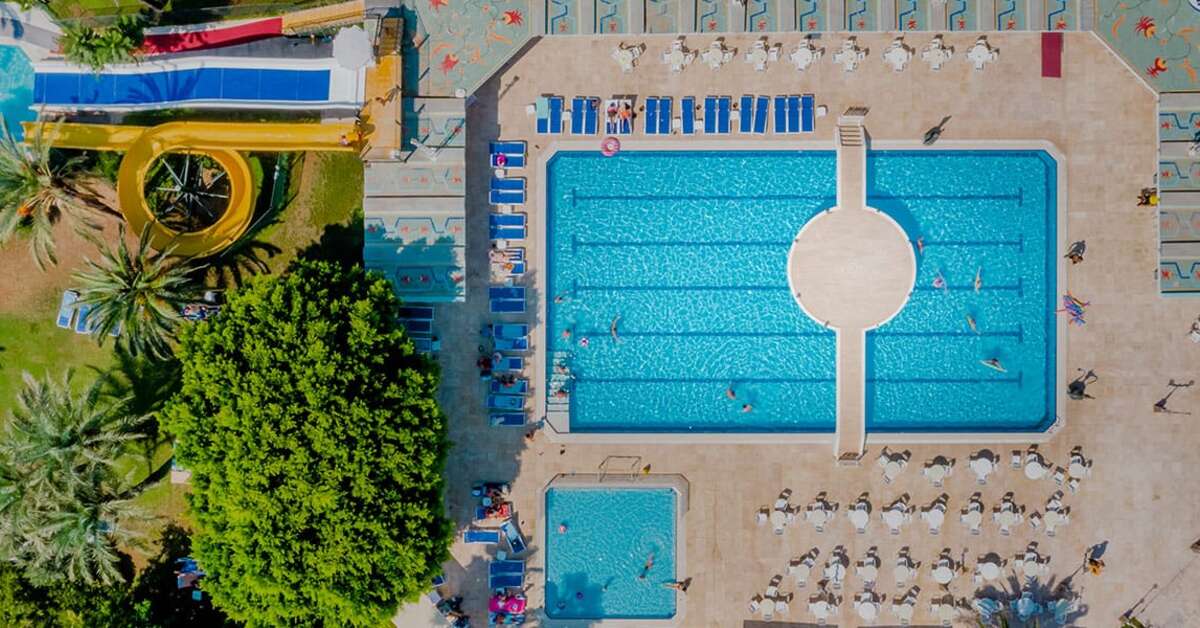 Ein Foto Sural Hotel
