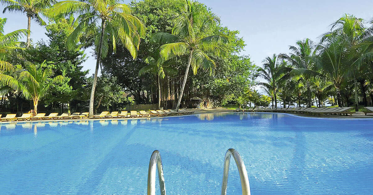 Een foto van het zwembad bij Canonnier Beachcomber Golf Resort & Spa