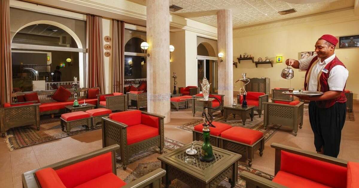 Een foto van het interieur van Calimera Yati Beach