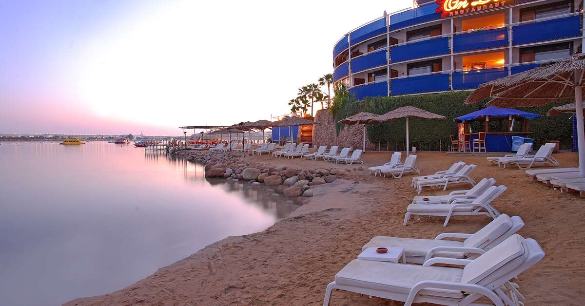 Ein Foto vom Strand beim Lido Sharm Hotel