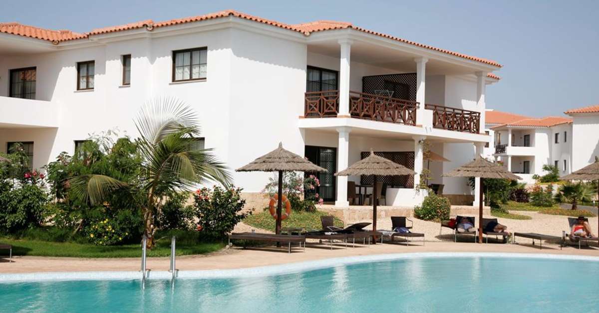 Een foto van het zwembad bij Melia Tortuga Beach