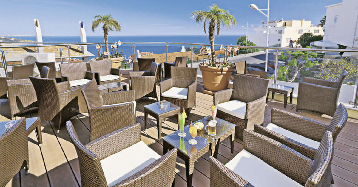 Een foto van het terras bij Hotel do Cerro