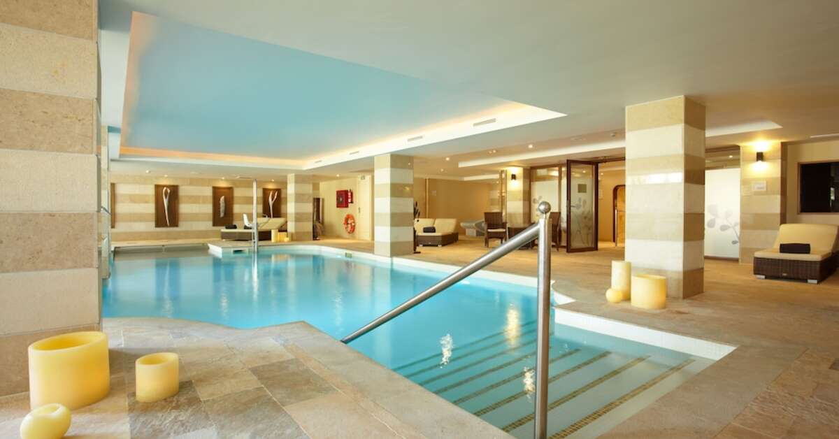 Een foto van het zwembad bij Grupotel Parc Natural & Spa