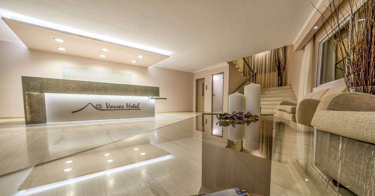 Een foto van het interieur van Varres Hotel