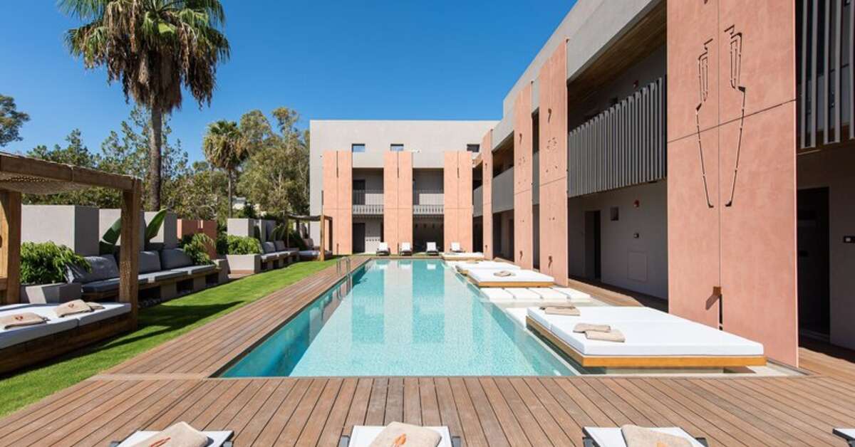 Ein Foto vom Pool im Pilot Amphora Boutique Hotel