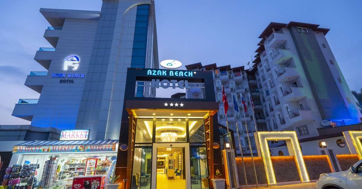 Een foto van de buitenkant van Azak Beach Hotel