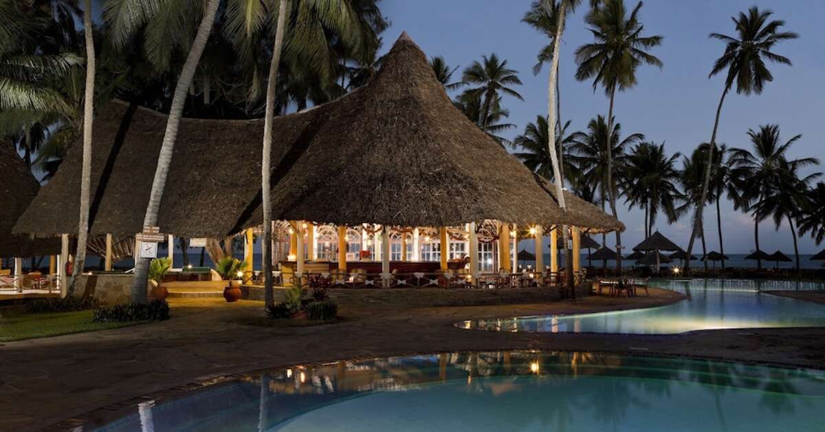 Een foto van het zwembad bij Neptune Paradise Beach Resort & Spa