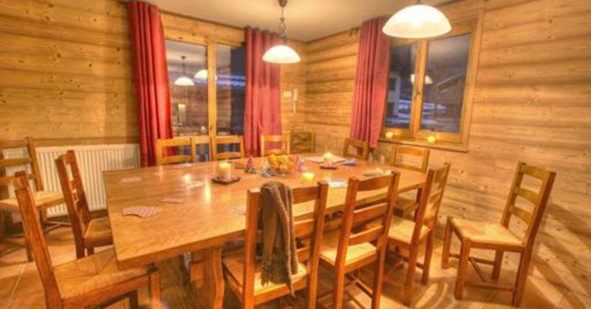 Een foto van het interieur van Les Balcons de Val Cenis Village