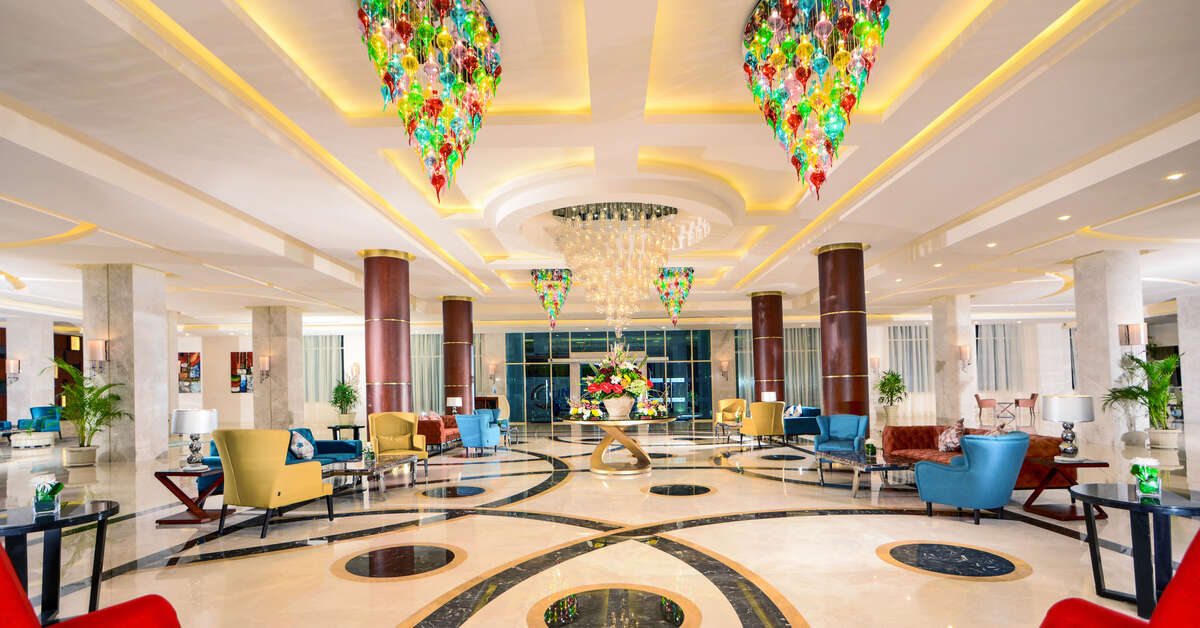Een foto van het interieur van Pickalbatros Royal Moderna Resort