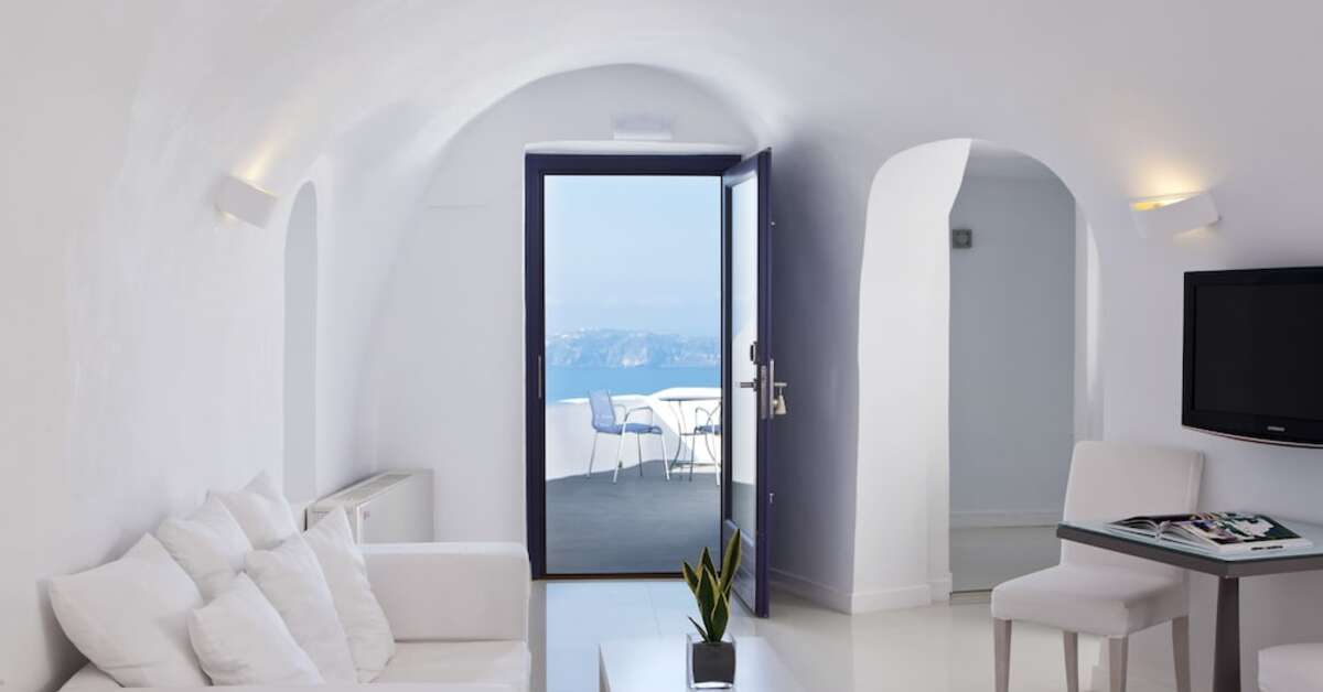 Ein Foto Katikies Chromata Santorini