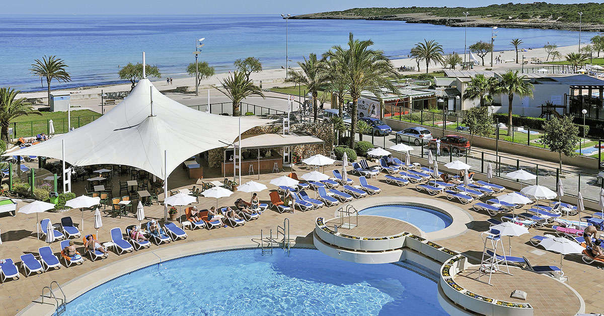 Een foto van het zwembad bij Allsun Hotel Sumba