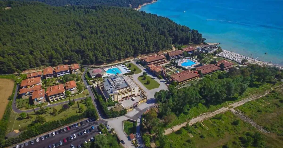 Een foto van de buitenkant van Simantro Resort