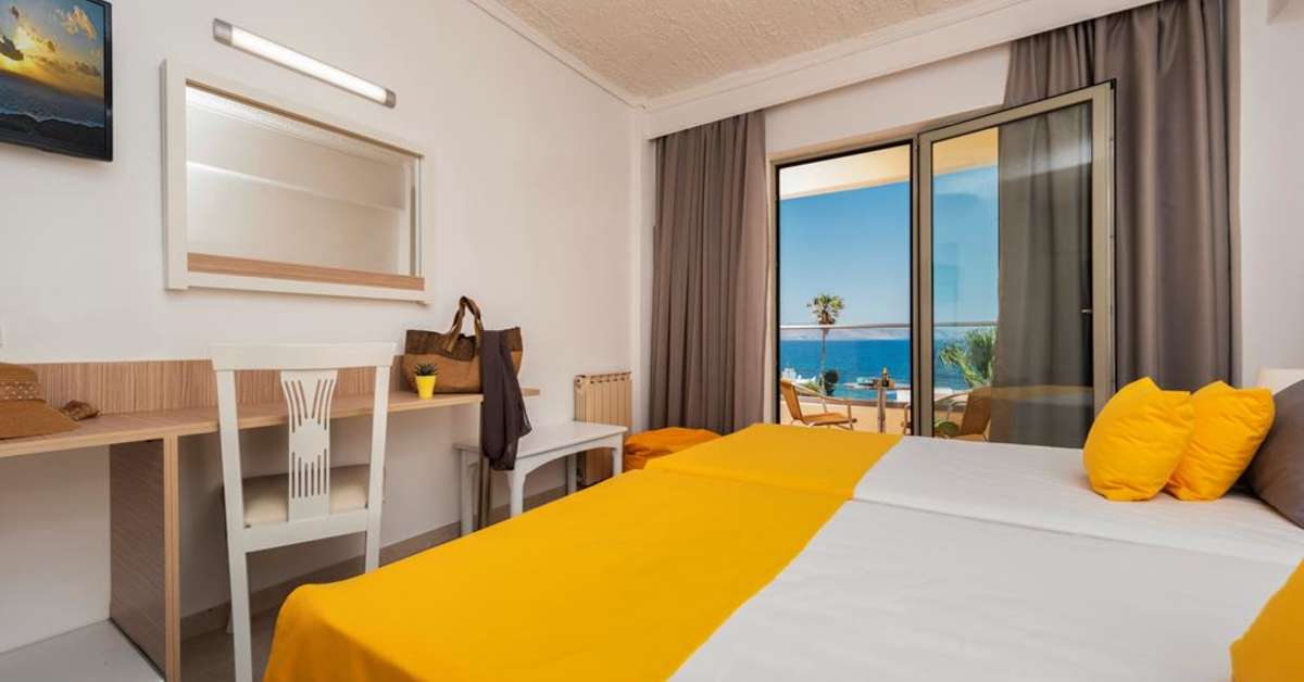 Een foto van Niriides Beach Hotel