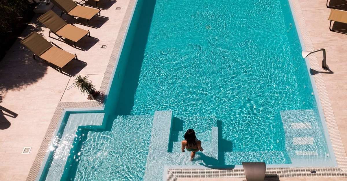 Een foto van het zwembad bij Hotel Riviera Castelsardo