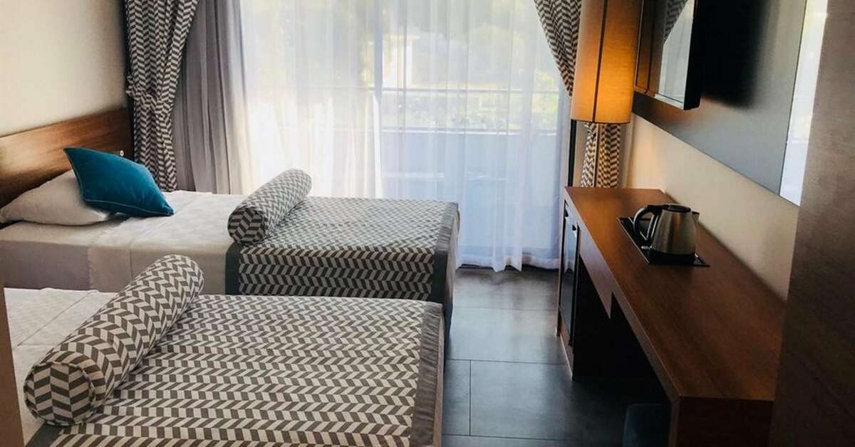 Ein Foto Floria Beach Hotel