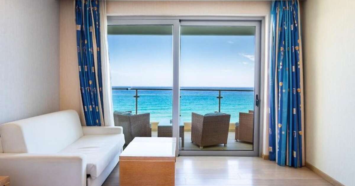Een foto van Konstantinos Palace