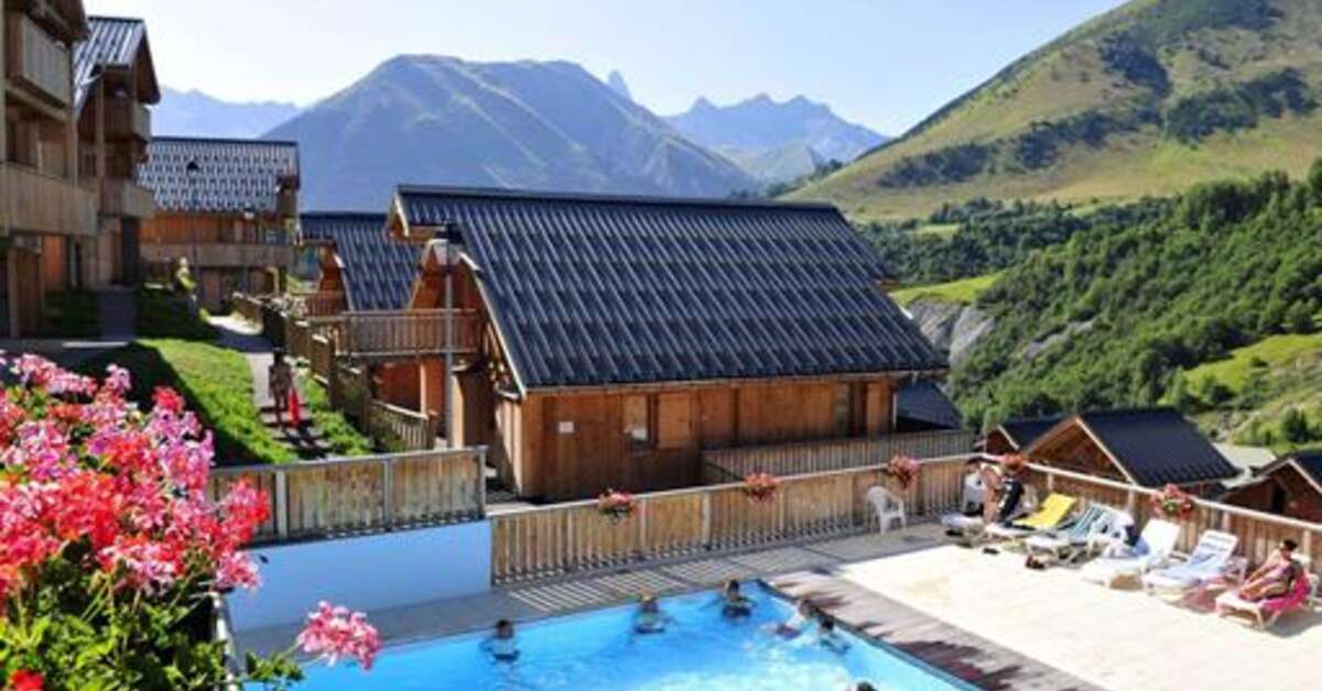 Een foto van een overzicht van Les Chalets des Ecourt