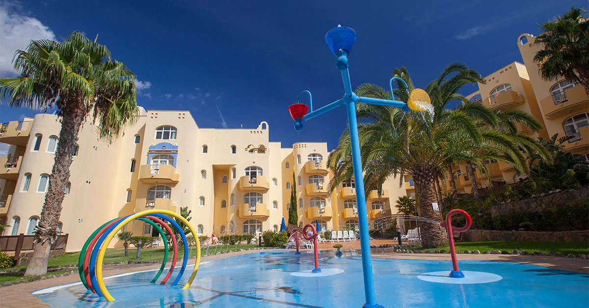 Een foto van het zwembad bij Sport Hotel Monte Feliz