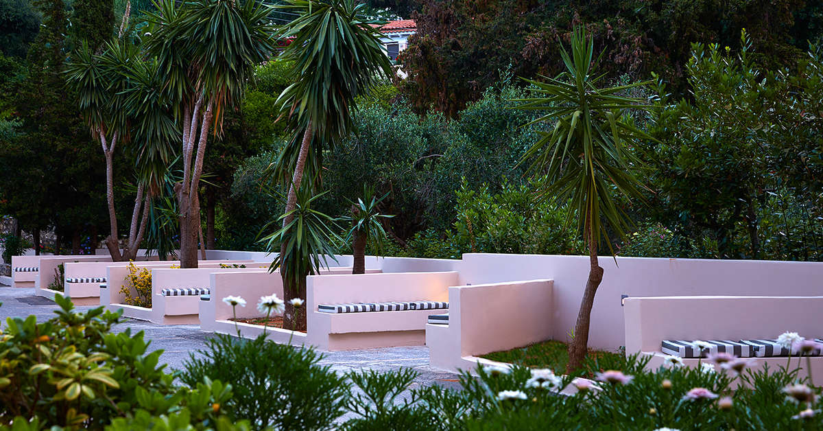 Een foto van het terras bij Marbella Mar-Bella Collection