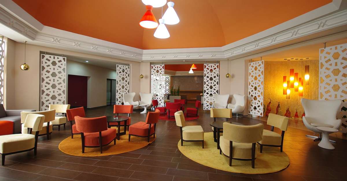 Een foto van het interieur van Kenzi Europa Hotel