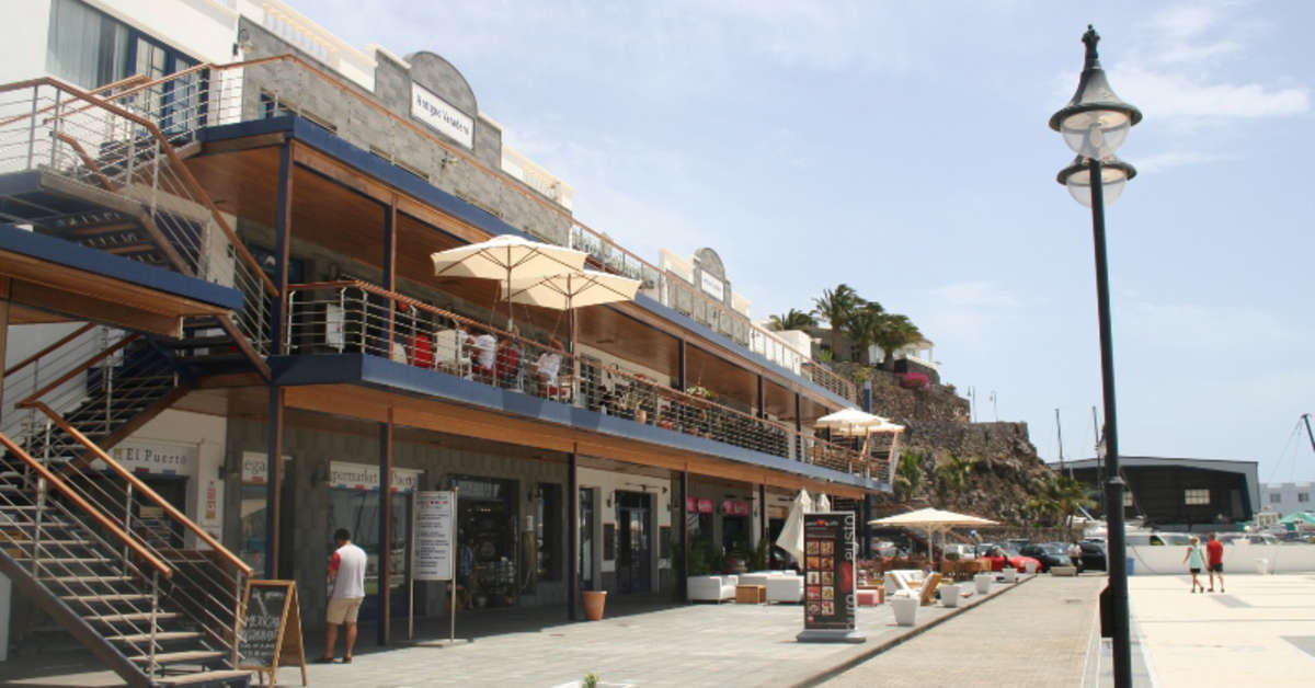 Een foto van de buitenkant van Villas Del Mar