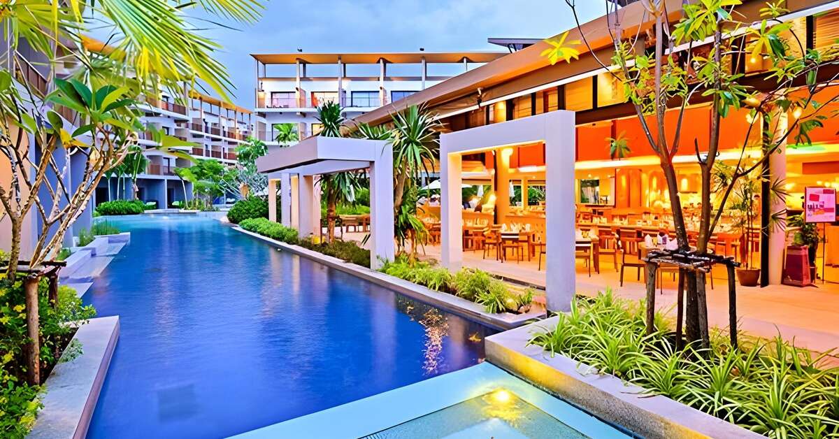 Een foto van het zwembad bij Deevana Plaza Krabi Aonang